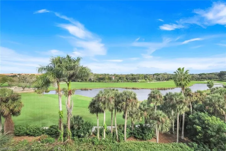 7655 Pebble Creek Cir 404, Naples, Florida 34108