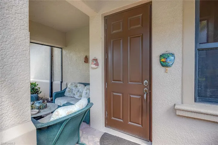 1379  Artesia E DR, Naples, FL 34113