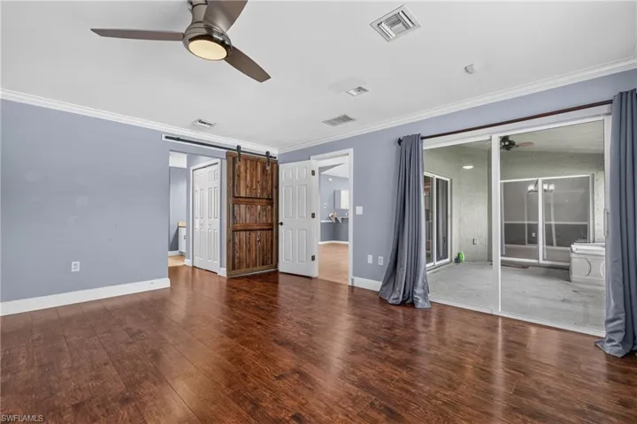 300 Nw 22nd Pl, Cape Coral, Florida 33993
