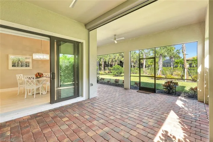 9372  Night Heron  LN, Naples, FL 34120