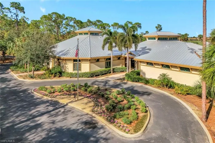 9372  Night Heron  LN, Naples, FL 34120