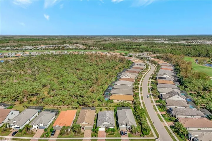 9372  Night Heron  LN, Naples, FL 34120