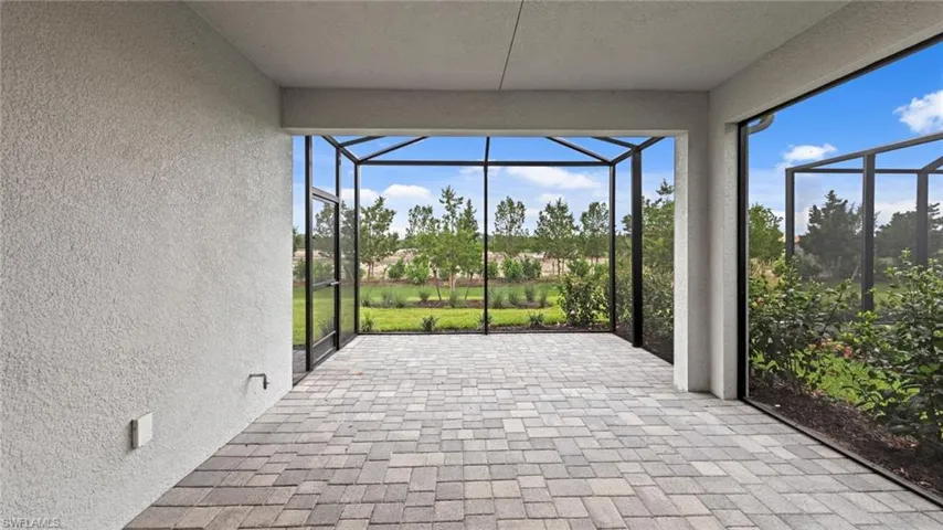 4640  Sky Sail  DR, Naples, FL 34120