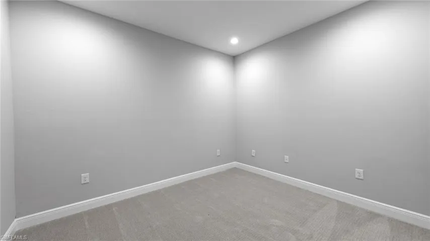 4640  Sky Sail  DR, Naples, FL 34120