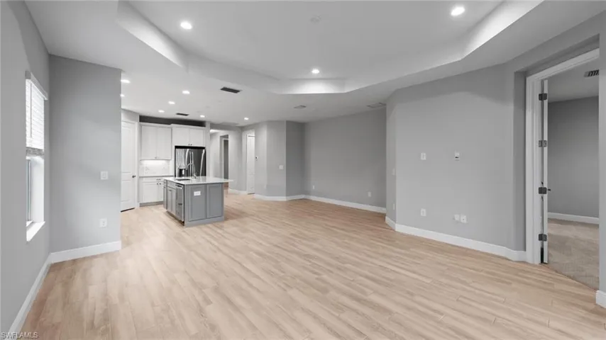 4640  Sky Sail  DR, Naples, FL 34120