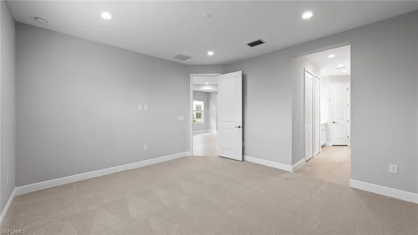 4640  Sky Sail  DR, Naples, FL 34120