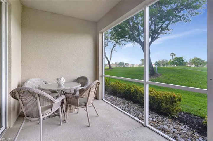 2700  Cypress Trace  CIR, Naples, FL 34119