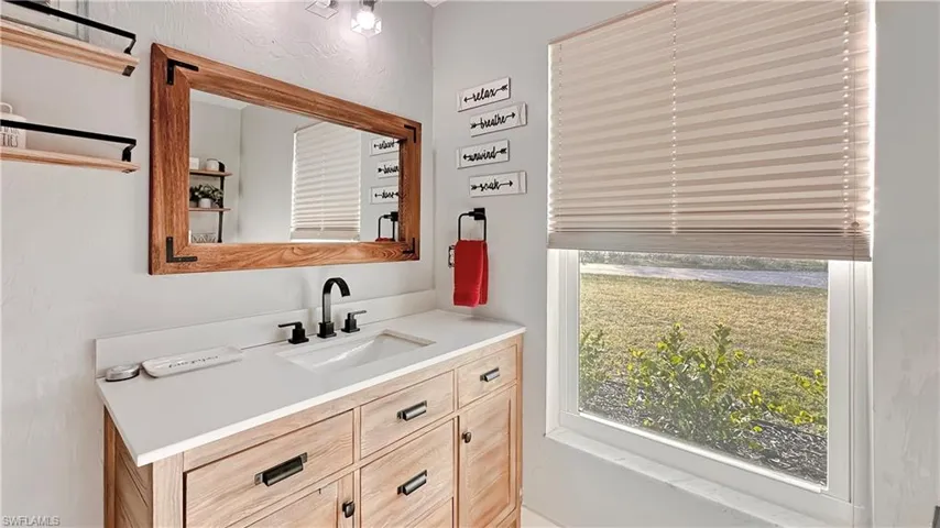 17494  Meadow Lake  CIR, Fort Myers, FL 33967