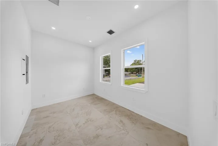 3782  47th NE AVE, Naples, FL 34120
