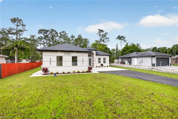 3782  47th NE AVE, Naples, FL 34120