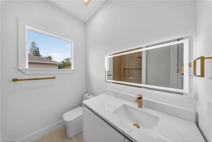 3782  47th NE AVE, Naples, FL 34120