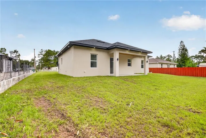 3782  47th NE AVE, Naples, FL 34120