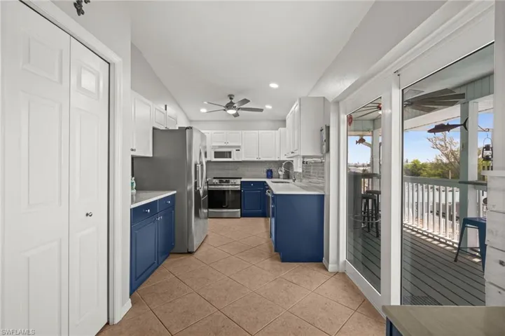 2808 Sanibel Blvd, St. James City, Florida 33956