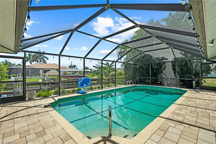 1906 Everest Pkwy, Cape Coral, Florida 33904