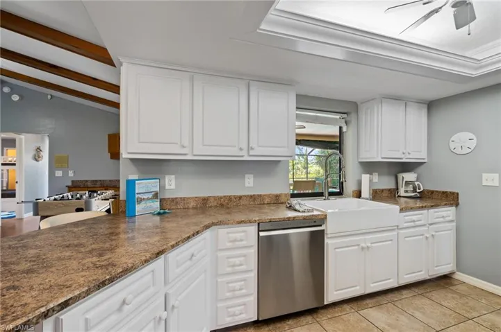 1906 Everest Pkwy, Cape Coral, Florida 33904