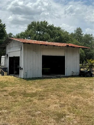 143  Oak  DR, Clewiston, FL 33440