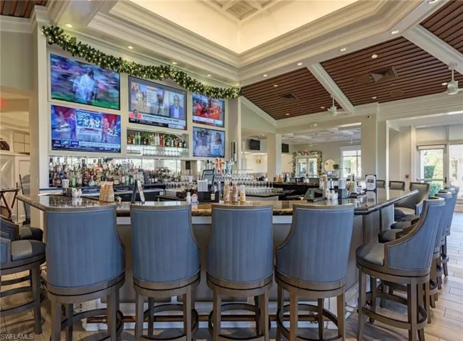 Clubhouse Bar