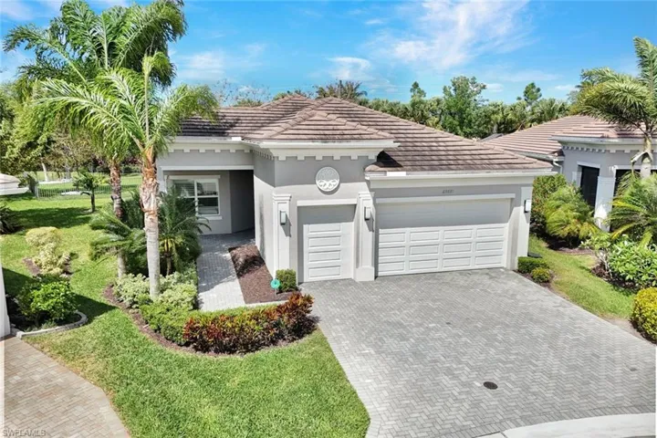 2 1/2car garage (one golf cart)