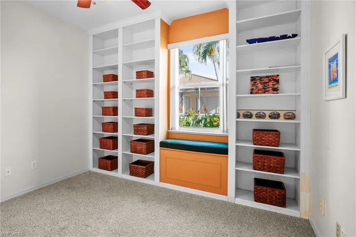 11227 Lakeland Cir, Fort Myers, Florida 33913