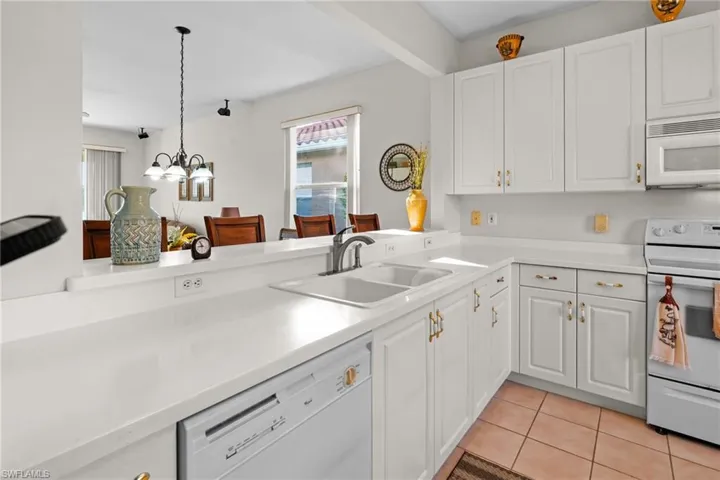 11227 Lakeland Cir, Fort Myers, Florida 33913