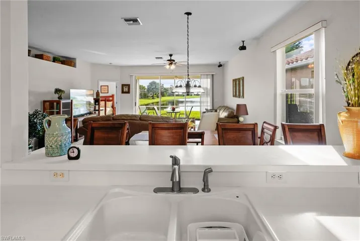 11227 Lakeland Cir, Fort Myers, Florida 33913