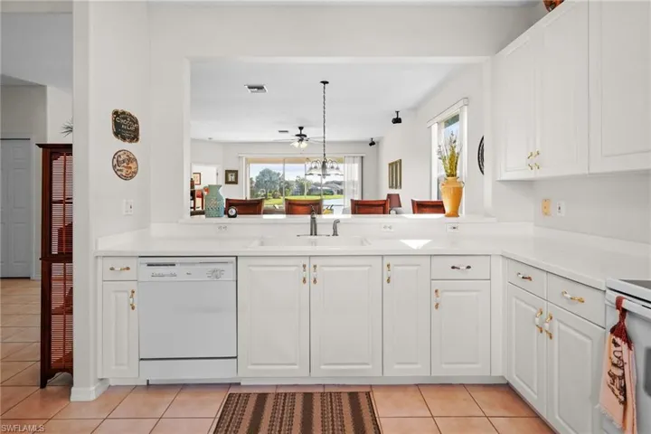 11227 Lakeland Cir, Fort Myers, Florida 33913