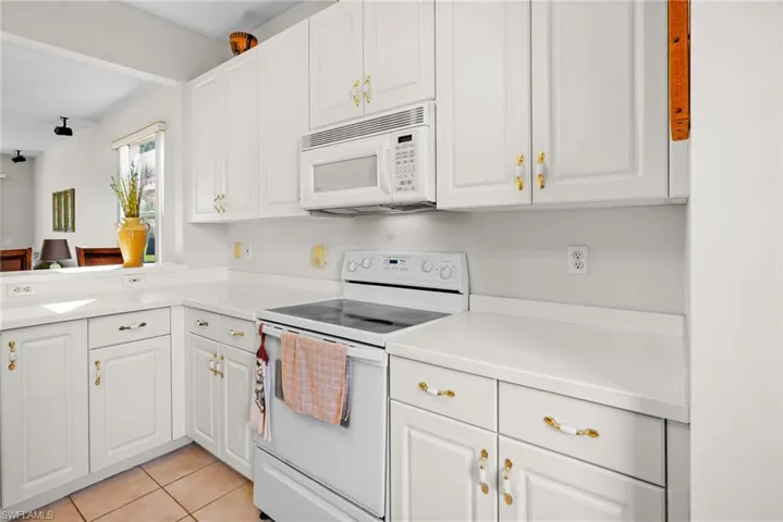 11227 Lakeland Cir, Fort Myers, Florida 33913