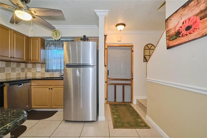 6777 Winkler Rd 142, Fort Myers, Florida 33919
