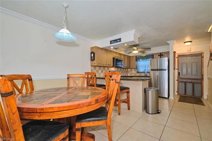 6777 Winkler Rd 142, Fort Myers, Florida 33919