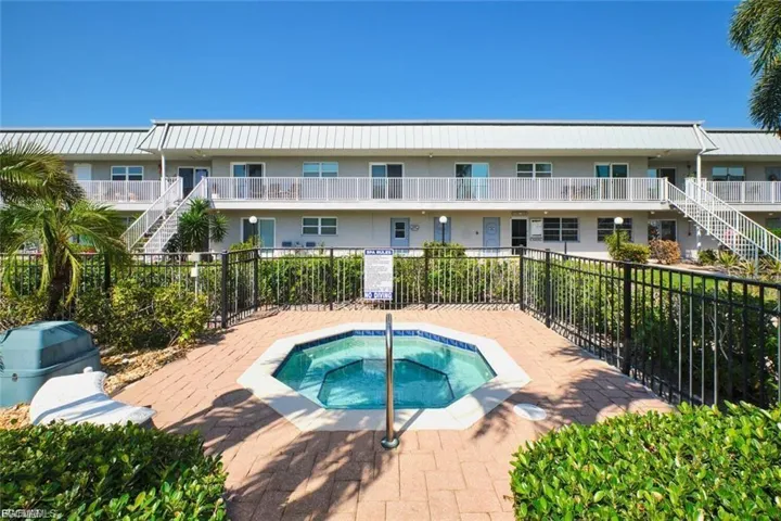 6777 Winkler Rd 142, Fort Myers, Florida 33919