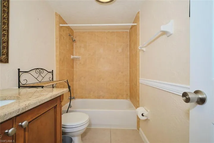 6777 Winkler Rd 142, Fort Myers, Florida 33919