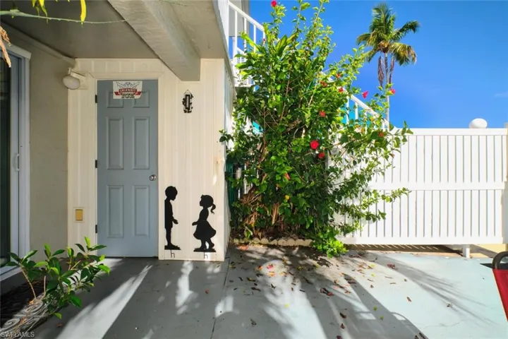 6777 Winkler Rd 142, Fort Myers, Florida 33919