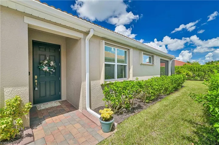 4153  Bloomfield  ST, Fort Myers, FL 33916