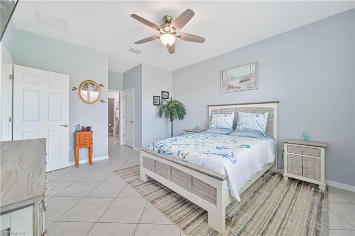 4153  Bloomfield  ST, Fort Myers, FL 33916