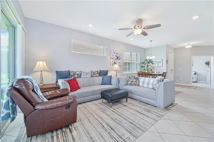 4153  Bloomfield  ST, Fort Myers, FL 33916