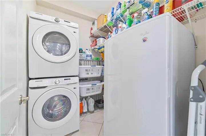 4153  Bloomfield  ST, Fort Myers, FL 33916
