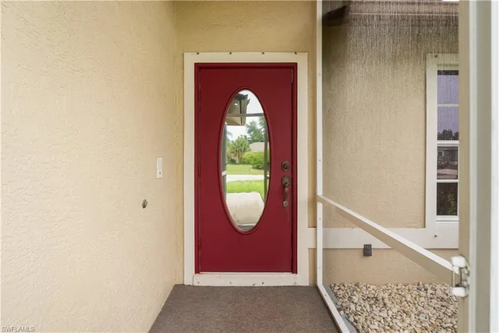219 Ne 7th Pl, Cape Coral, Florida 33909