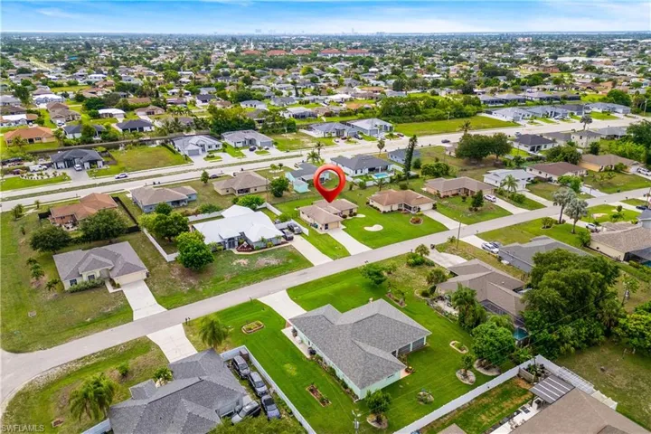 219 Ne 7th Pl, Cape Coral, Florida 33909