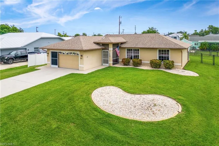 219 Ne 7th Pl, Cape Coral, Florida 33909