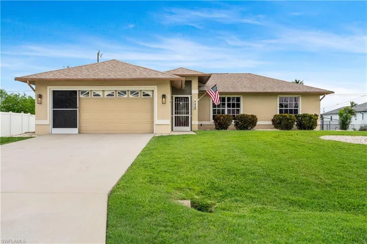 219 Ne 7th Pl, Cape Coral, Florida 33909