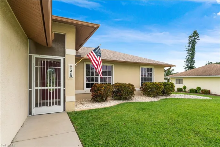 219 Ne 7th Pl, Cape Coral, Florida 33909