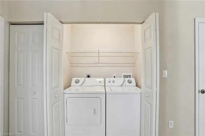 4263 Covey Cir 16b, Naples, Florida 34109