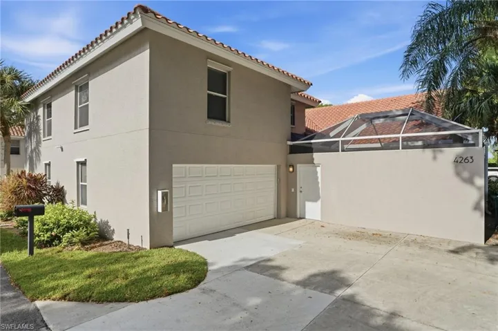 4263 Covey Cir 16b, Naples, Florida 34109