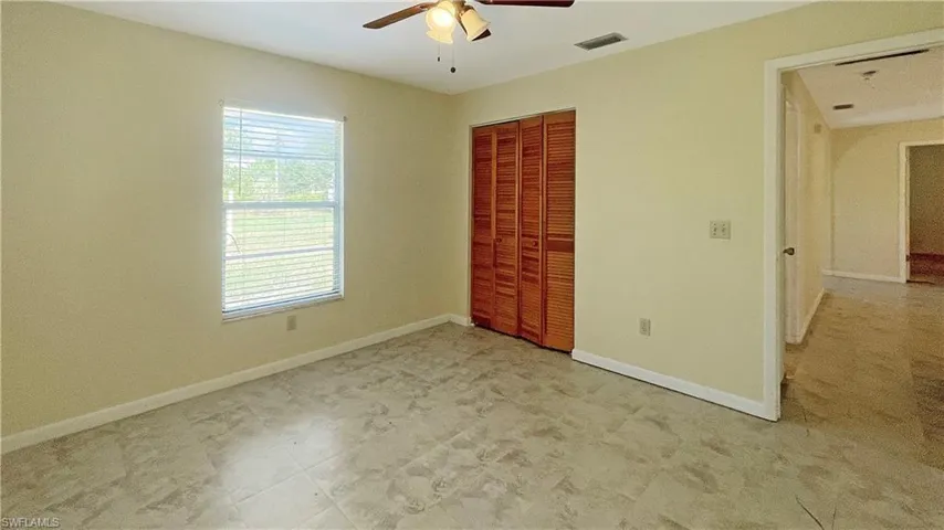 1421  Pine  AVE, Lehigh Acres, FL 33972