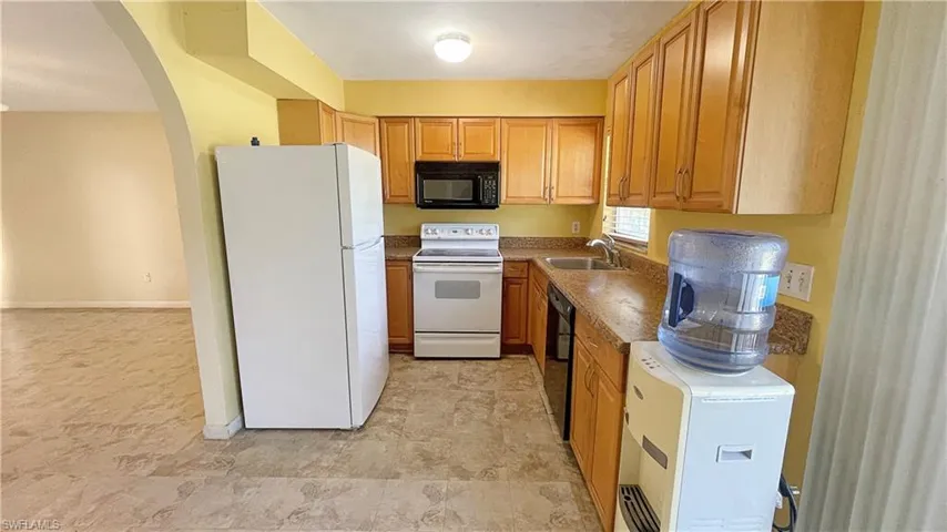 1421  Pine  AVE, Lehigh Acres, FL 33972