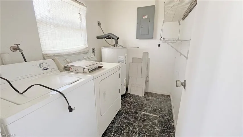 1421  Pine  AVE, Lehigh Acres, FL 33972