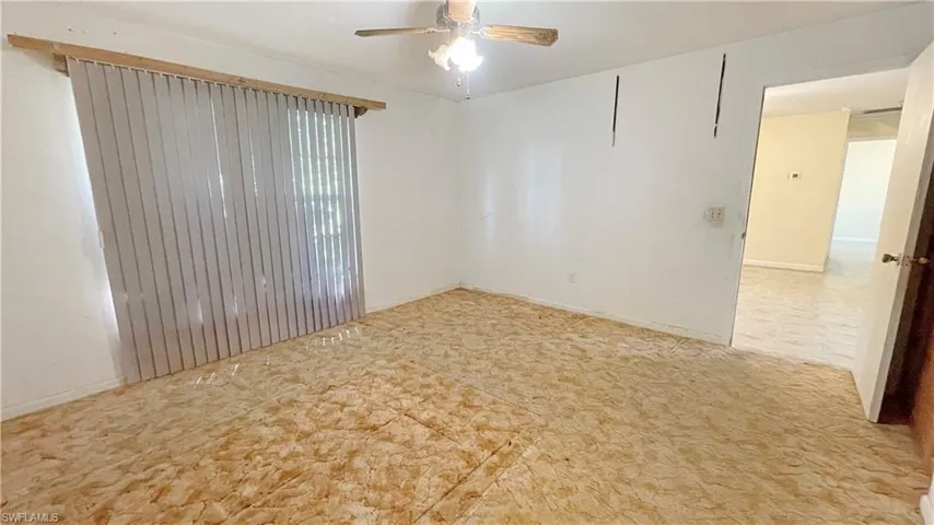 1421  Pine  AVE, Lehigh Acres, FL 33972