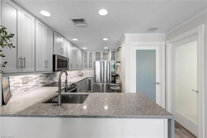 28254 Village Walk Cir S, Bonita Springs, Florida 34135