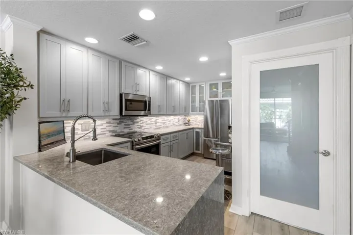 28254 Village Walk Cir S, Bonita Springs, Florida 34135