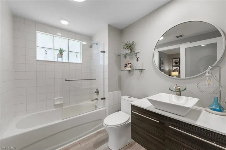 28254 Village Walk Cir S, Bonita Springs, Florida 34135